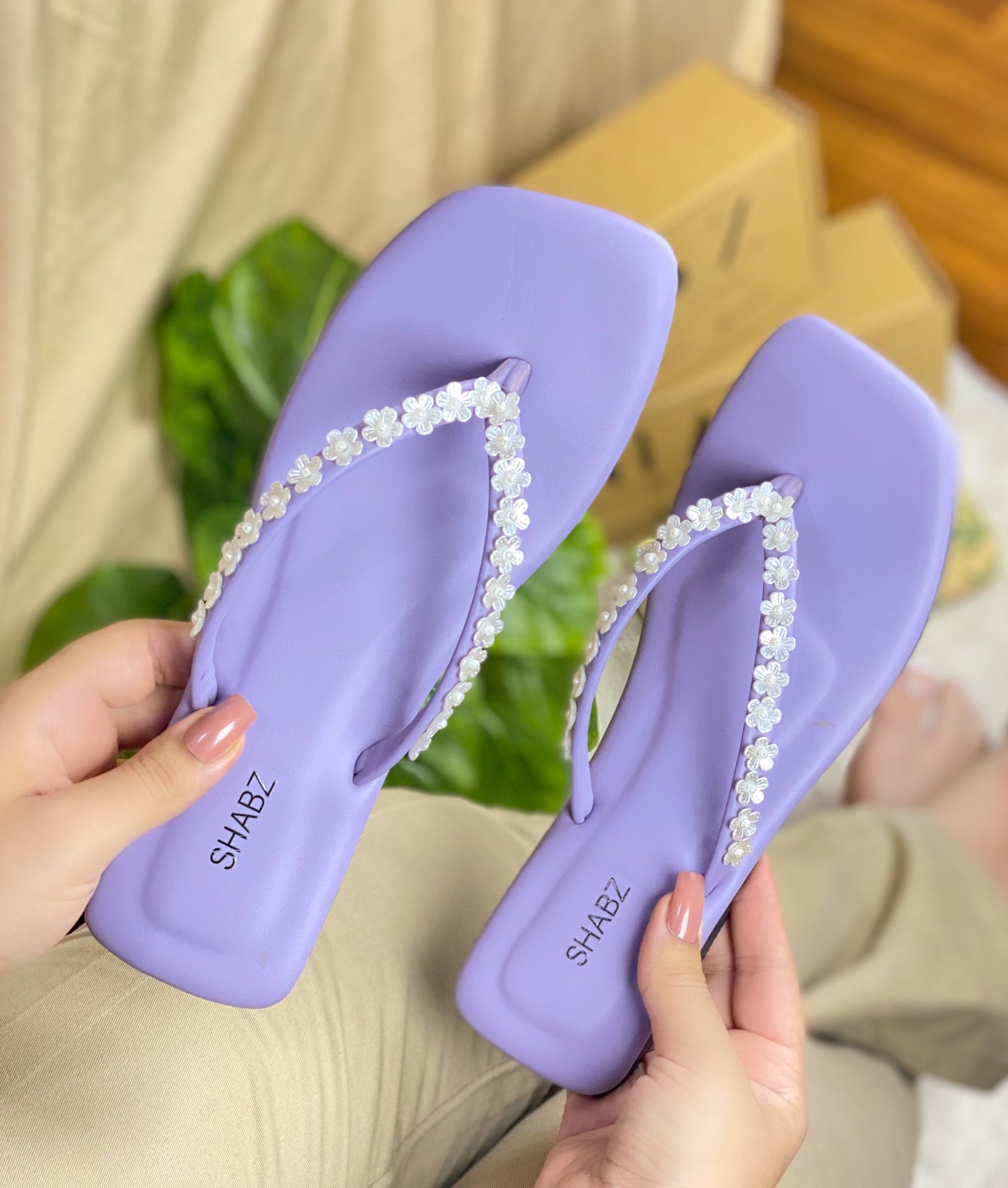 LILAC HAZE FLIP-FLOP