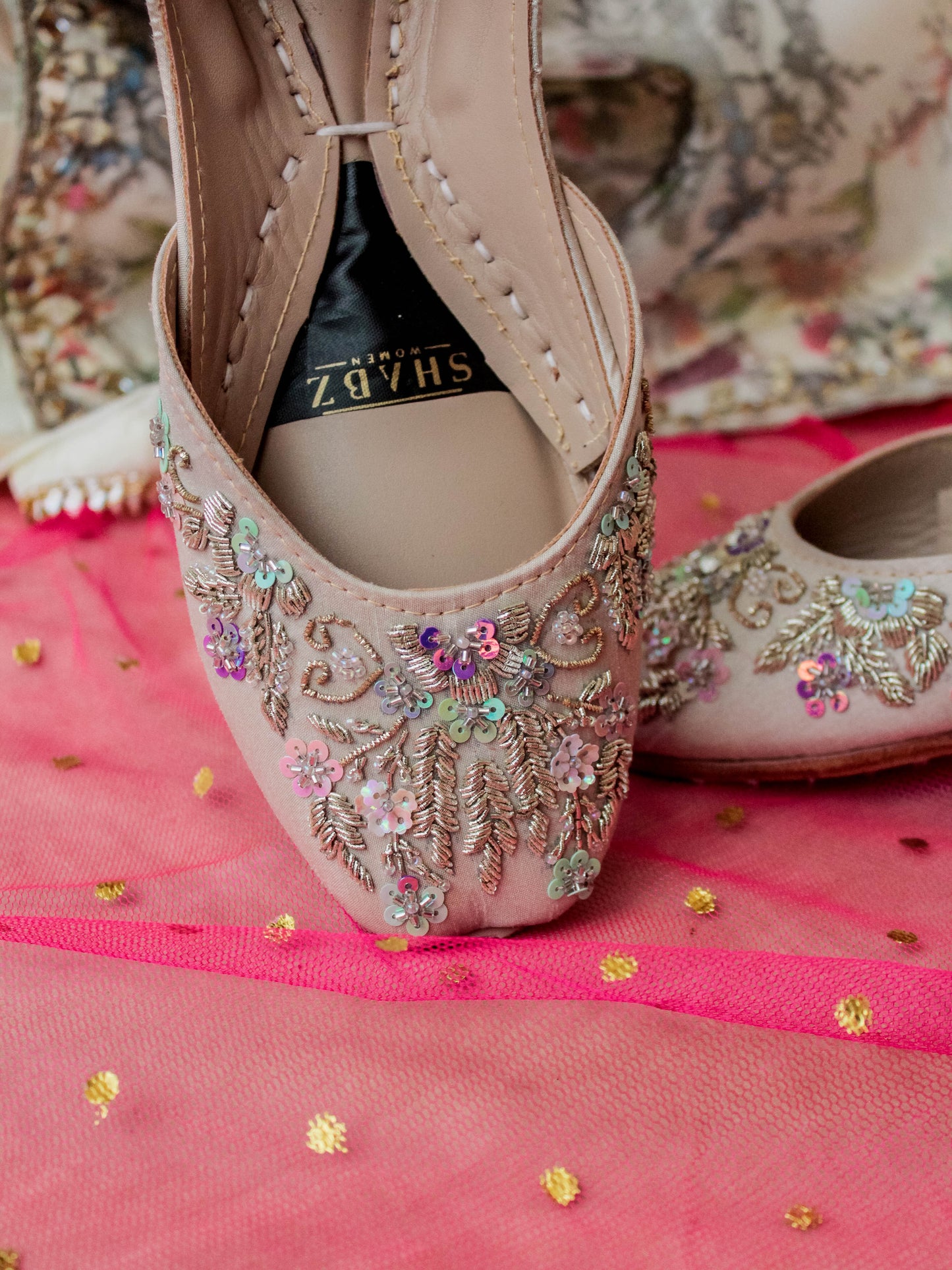 Dil Nasheen (Offwhite)