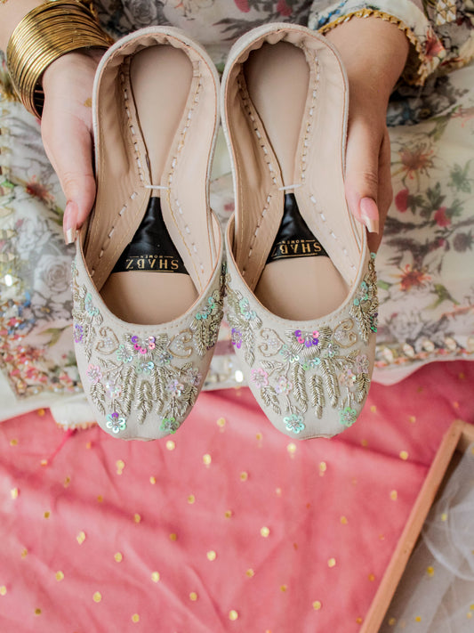 Dil Nasheen (Offwhite)