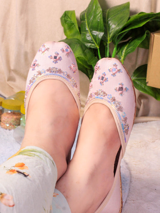 BLUSH PETALS